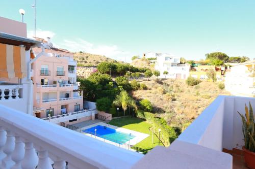 ÁTICO RESIDENCIAL MARIANA parking privado y piscina