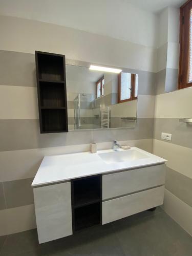 Ένα μπάνιο στο Casa Ahmati Borgo Vesio