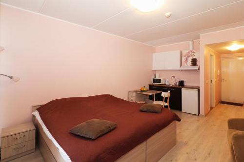 Postel nebo postele na pokoji v ubytování Rotermanni District Bee Apartment