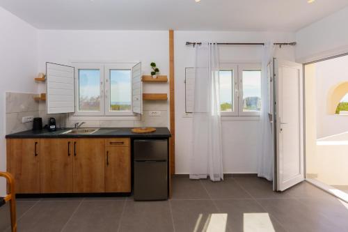 Cuisine ou kitchenette dans l'établissement Zaitun Luxury Suites