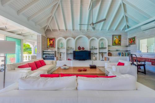 Χώρος καθιστικού στο Villa Pamplemousse