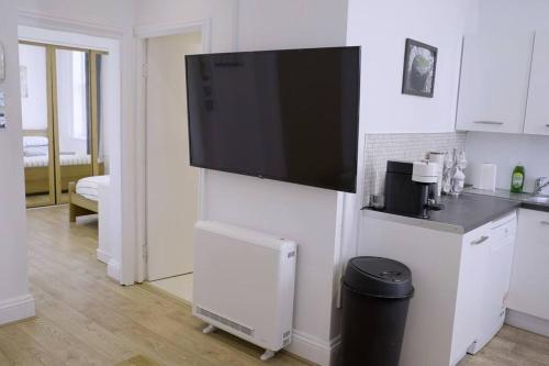 Kuchyň nebo kuchyňský kout v ubytování Apartment in West Yorkshire 3