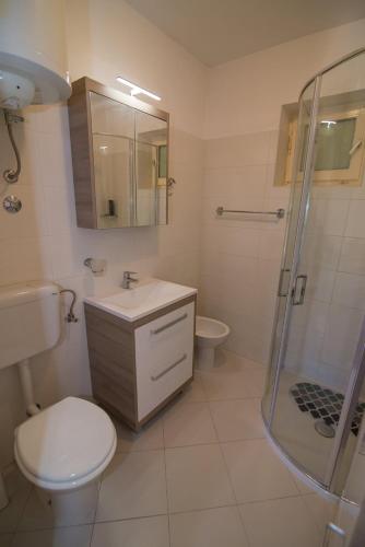 Apartments with a parking space Losinj, Losinj - 21195