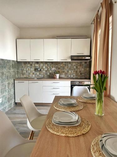 Apartments with parking space Seline, Paklenica - 21261