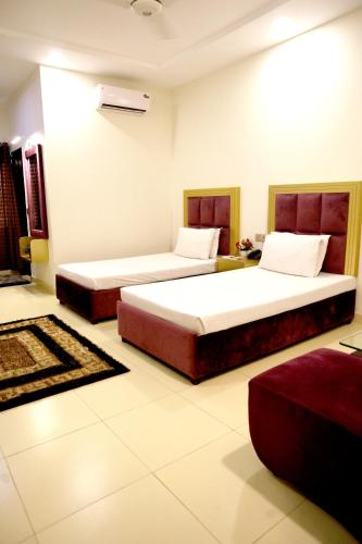 Royalton Inn Hotel – Photos 3