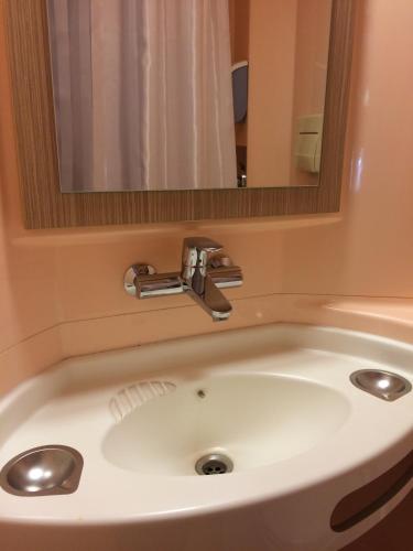 Bagno di Premiere Classe Marseille La Valentine
