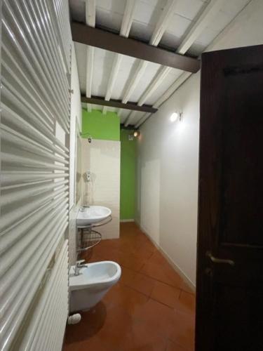 Kylpyhuone majoituspaikassa La Fattoria di Rendola