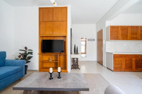 Marina cozy apt