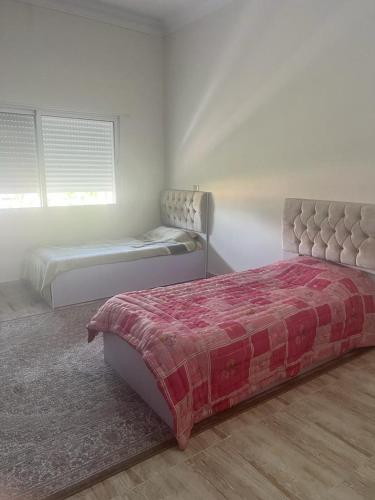 Ajloun Rest Houseにあるベッド