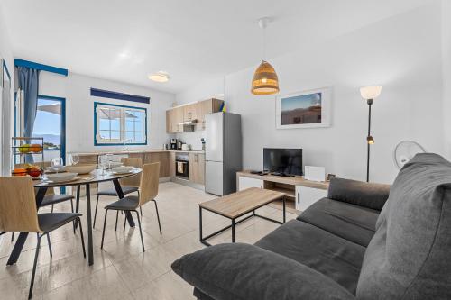 Home2Book Sunshine Apartment Playa Blanca, Terrace