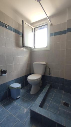 Bilik mandi di ANEMI APARTMENTs