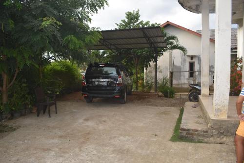 Gambar di galeri bagi FOUR-G Home Stay & Komodo Tour di Labuan Bajo
