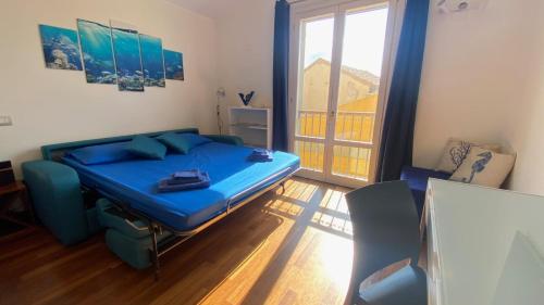 A bed or beds in a room at Ocean flat