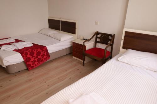 Afbeelding uit fotogalerij van DEMİR OTEL RESTAURANT in Hamitler