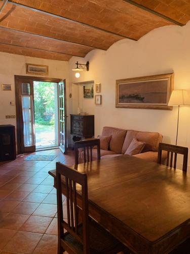 Coin salon dans l'établissement Podere il Giurato