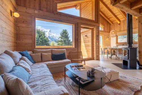 Posedenie v ubytovaní Sublime Semi Detached Chalet Facing The Mont Blanc