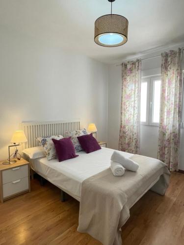 Postel nebo postele na pokoji v ubytování Continental Gandia - Private rooms TV
