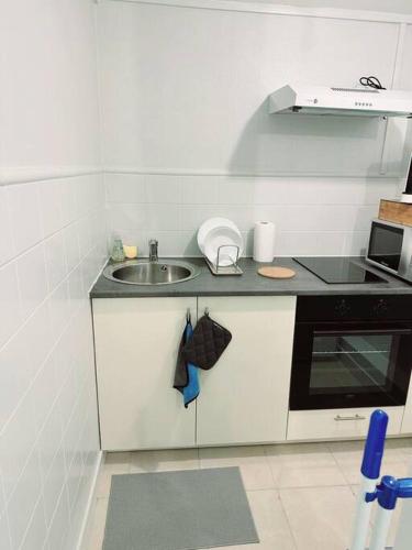 Η κουζίνα ή μικρή κουζίνα στο Grand appartement périphérie de Paris et N1 "Appart'6"