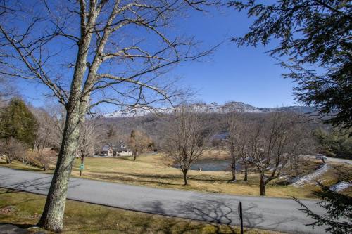 Honeymoon Cottage at Chateau DuMont – Photos 2