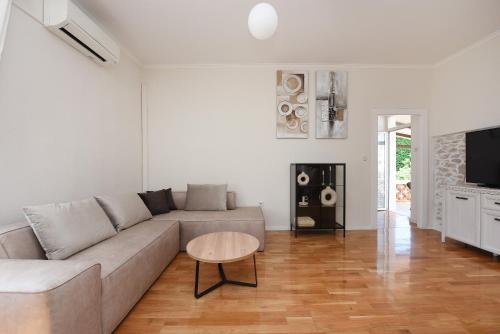 Apartment Karuzz Heated Jacuzzi