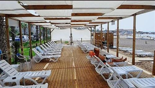 Cozy Beach Apartment