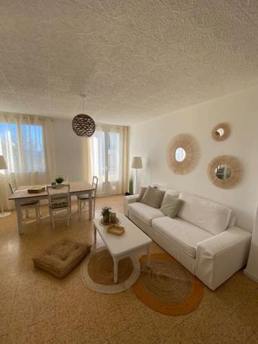 Beau T3 proche base navale et écoles supérieures