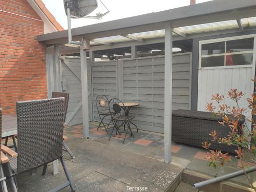 Sân trong/khu vực ngoài trời tại Nordseehaus Husum mit Fahrrädern