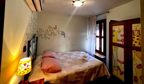 Postel nebo postele na pokoji v ubytování Deluxe Plaza de Santiago - 3 hab