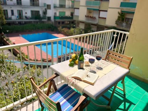 Πισίνα στο ή κοντά στο Sorrento Home Pool family BIG appartament in Sorrento center