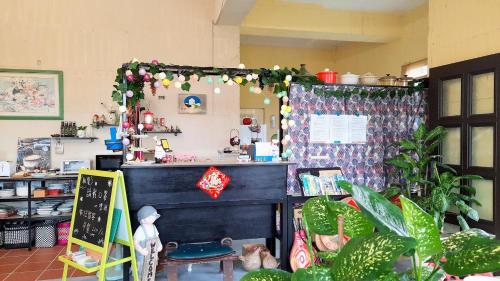 Ruang duduk di Kelly Field Homestay