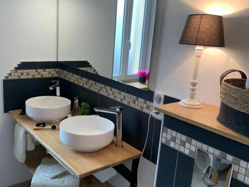 Fotografia z galérie ubytovania Maison rénovée en Sologne Bourbonnaise, animaux, jardin, terrasse, clim, wifi, linge et draps inclus - FR-1-489-379 v destinácii Saligny-sur-Roudon