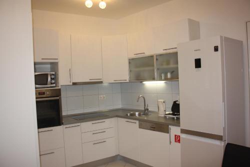 Promenade apartment