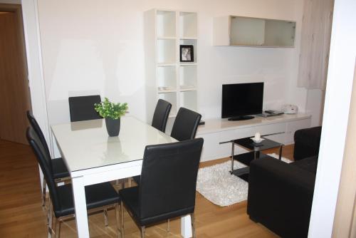 Promenade apartment