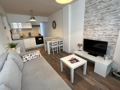 Grand studio rdc au calme, centre ville prox Cathédrale