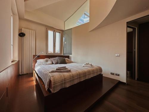 Casa Cavour Lecco - Downtown Design Penthouse photo 2