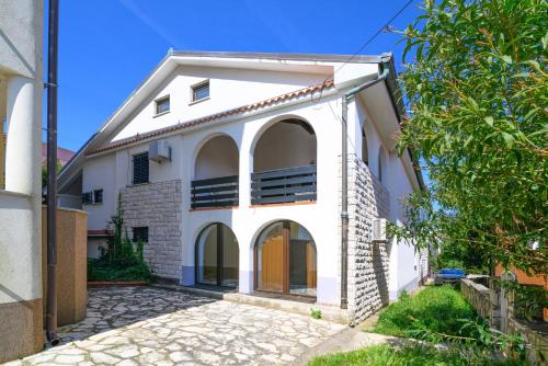 Apartment Premantura 2228a