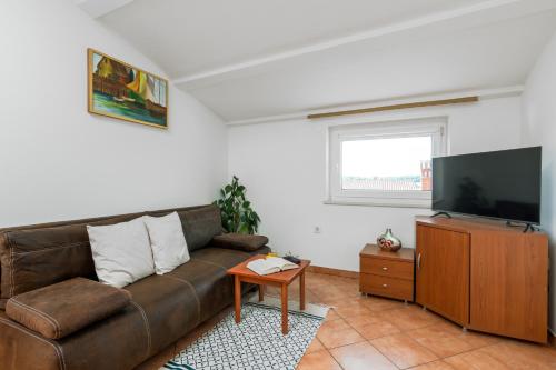 Apartments with parking space Medulin - 2274