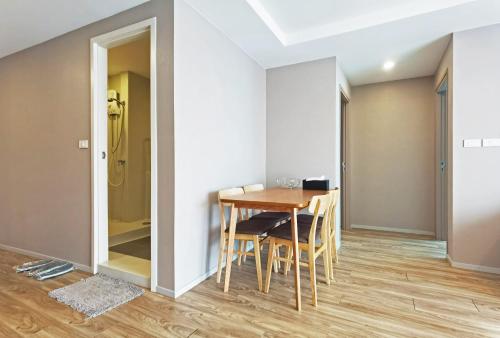 Gambar di galeri bagi Blossom Sathorn Hospitality （曼谷高端酒店公寓） di Bangkok