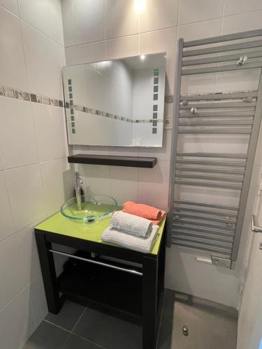 Maisonnette Studio bas Suquet, proche plage et palais photo 4