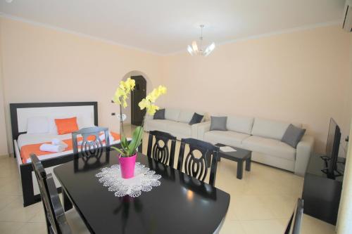 Фотография из галереи Villa Paradise в Саранде