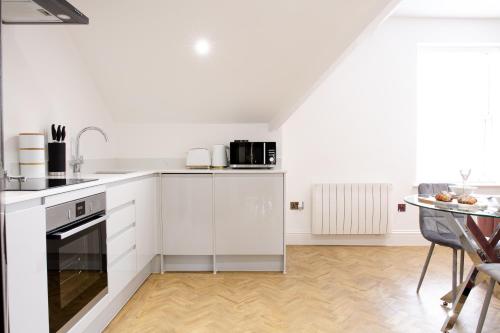 Designer Cardiff Apartments photo 18