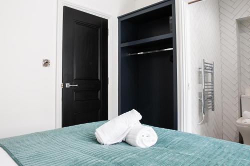 Designer Cardiff Apartments photo 31