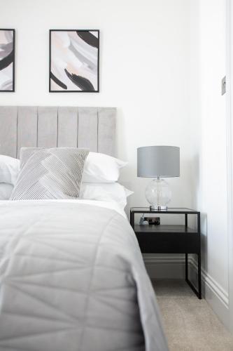 Designer Cardiff Apartments photo 44