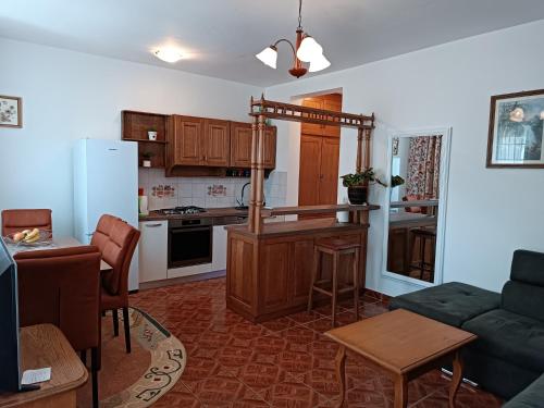 Apartments Ivicek
