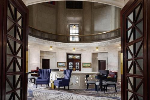 Marriott Vacation Club® at Custom House, Boston   Image