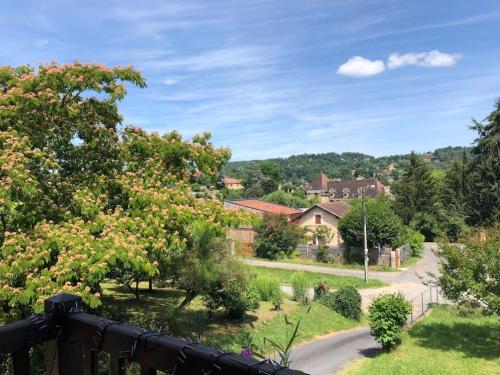 Photo de la galerie de l'établissement La Boetienne Appartement jardin à Sarlat, à Sarlat-la-Canéda