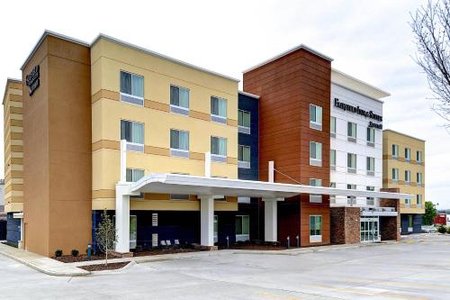 Fairfield Inn & Suites by Marriott Nashville Downtown-MetroCenter Image