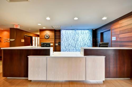 Fairfield Inn & Suites Dallas Medical/Market Center Image