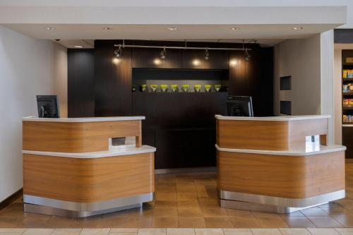 Hall o reception di Courtyard Salt Lake City Airport