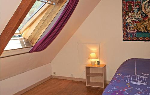 Voodi või voodid majutusasutuse Beautiful Home In Lezardrieux With 2 Bedrooms And Wifi toas